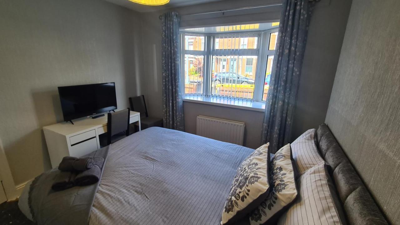 Ravenhill Townhouse Belfast Apartment Exterior photo